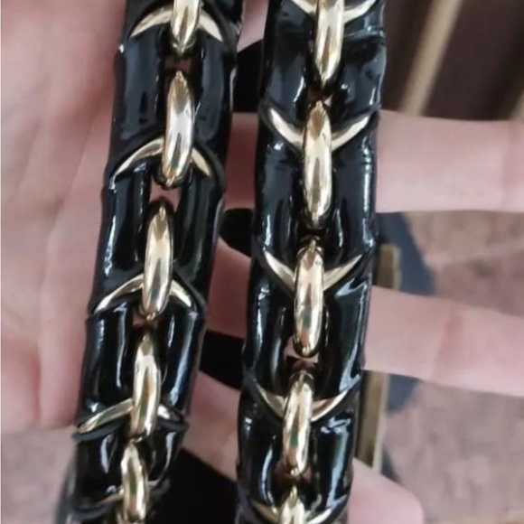 Fendi Zucca Baguette Shoulder Bag - Picture 11 of 11